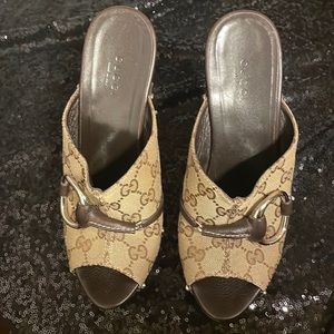 Authentic Gucci sandals size 38 color brown